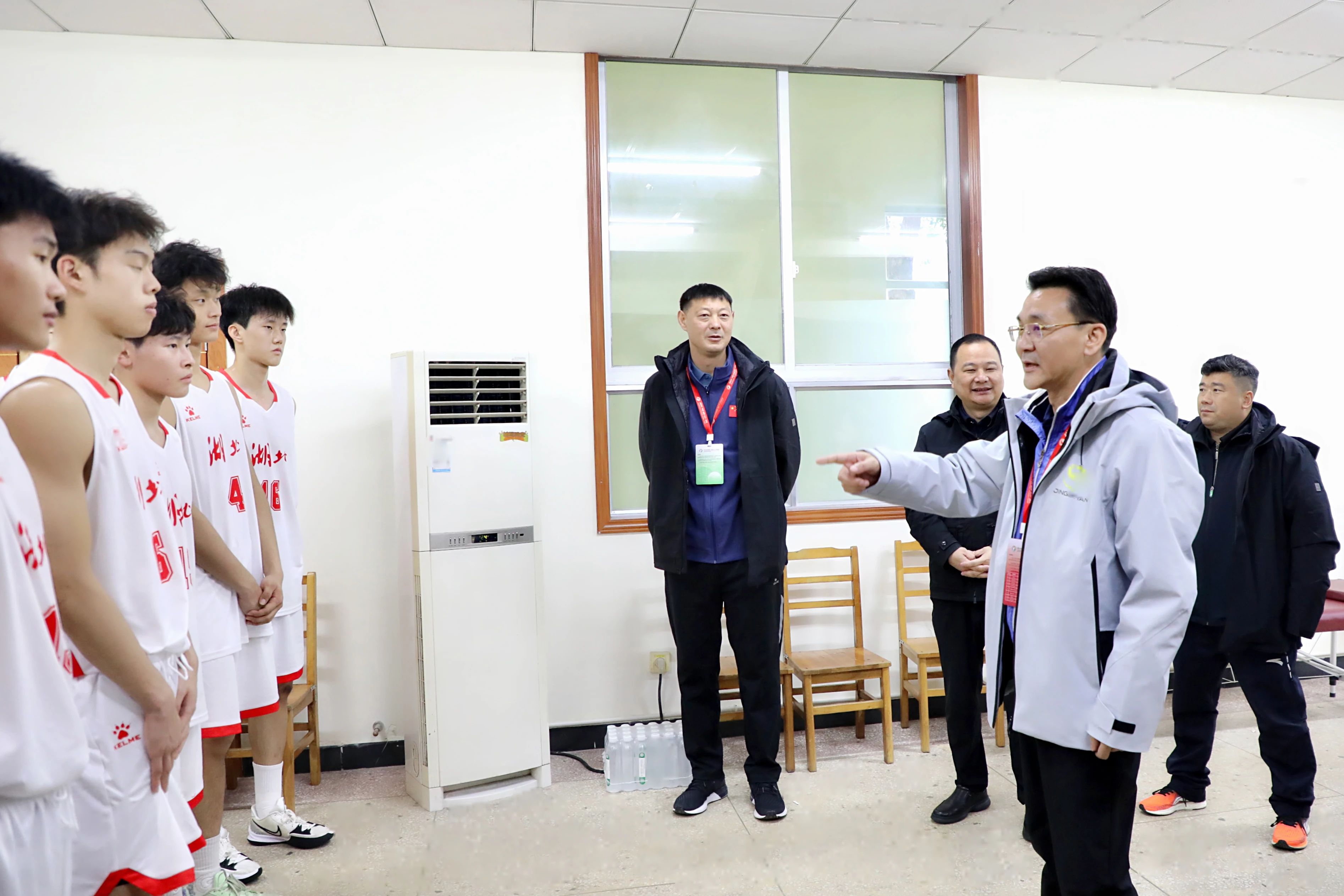 湖北队全力拼搏，成功晋级下一轮 